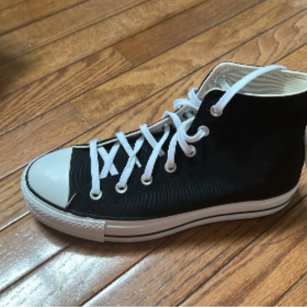 Black platform converse